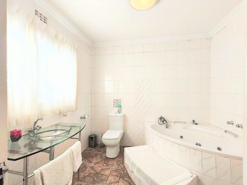 To Let Commercial Property for Rent in Southernwood Eastern Cape